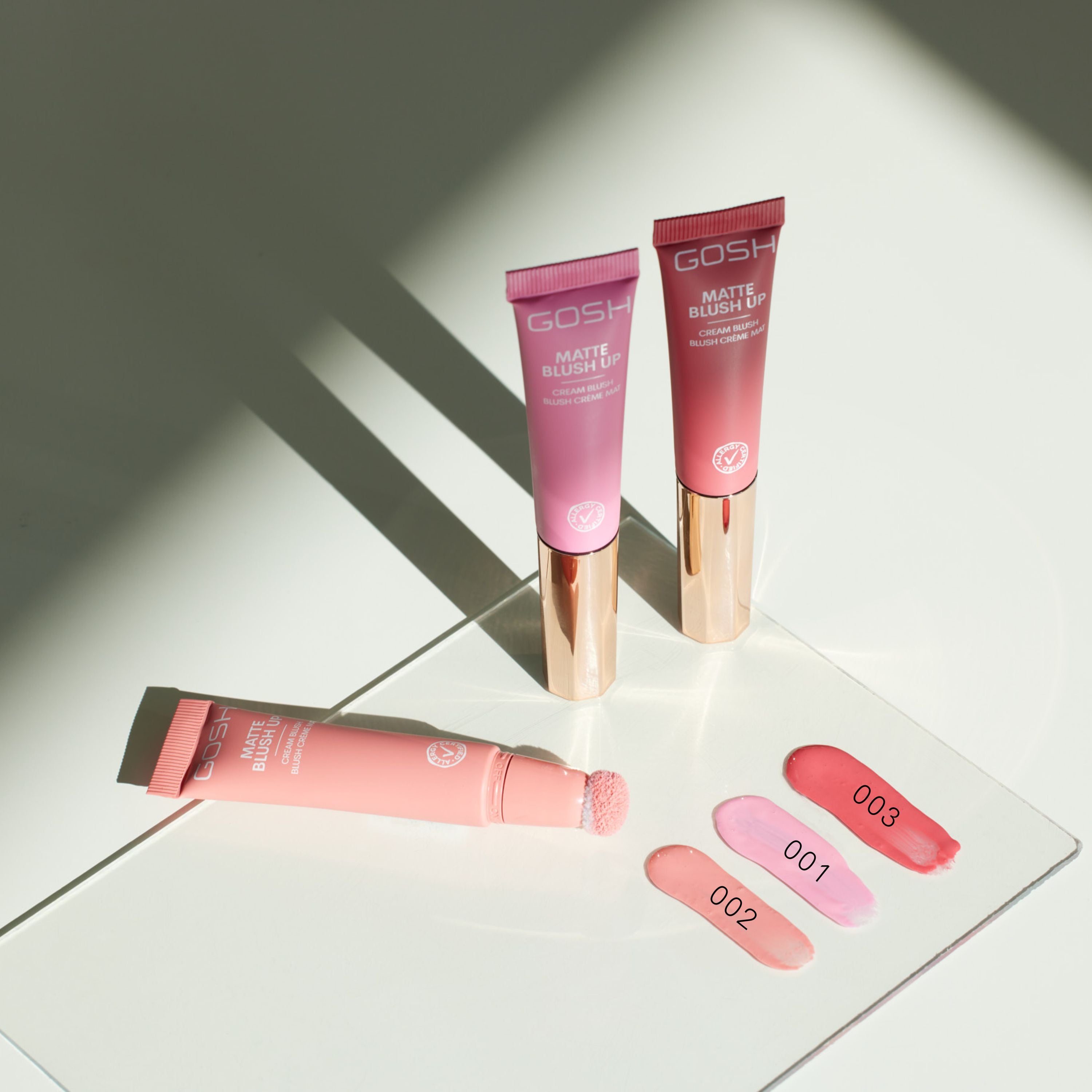 Matte Blush Up - 001 Hot Pink