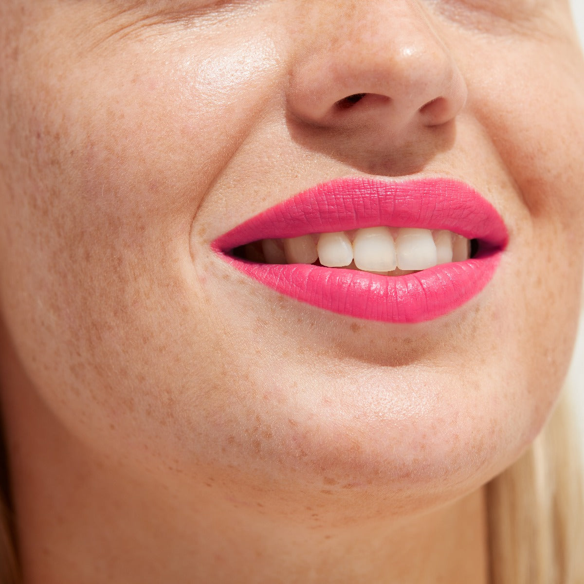 Velvet Touch Lipstick - 157 Precious