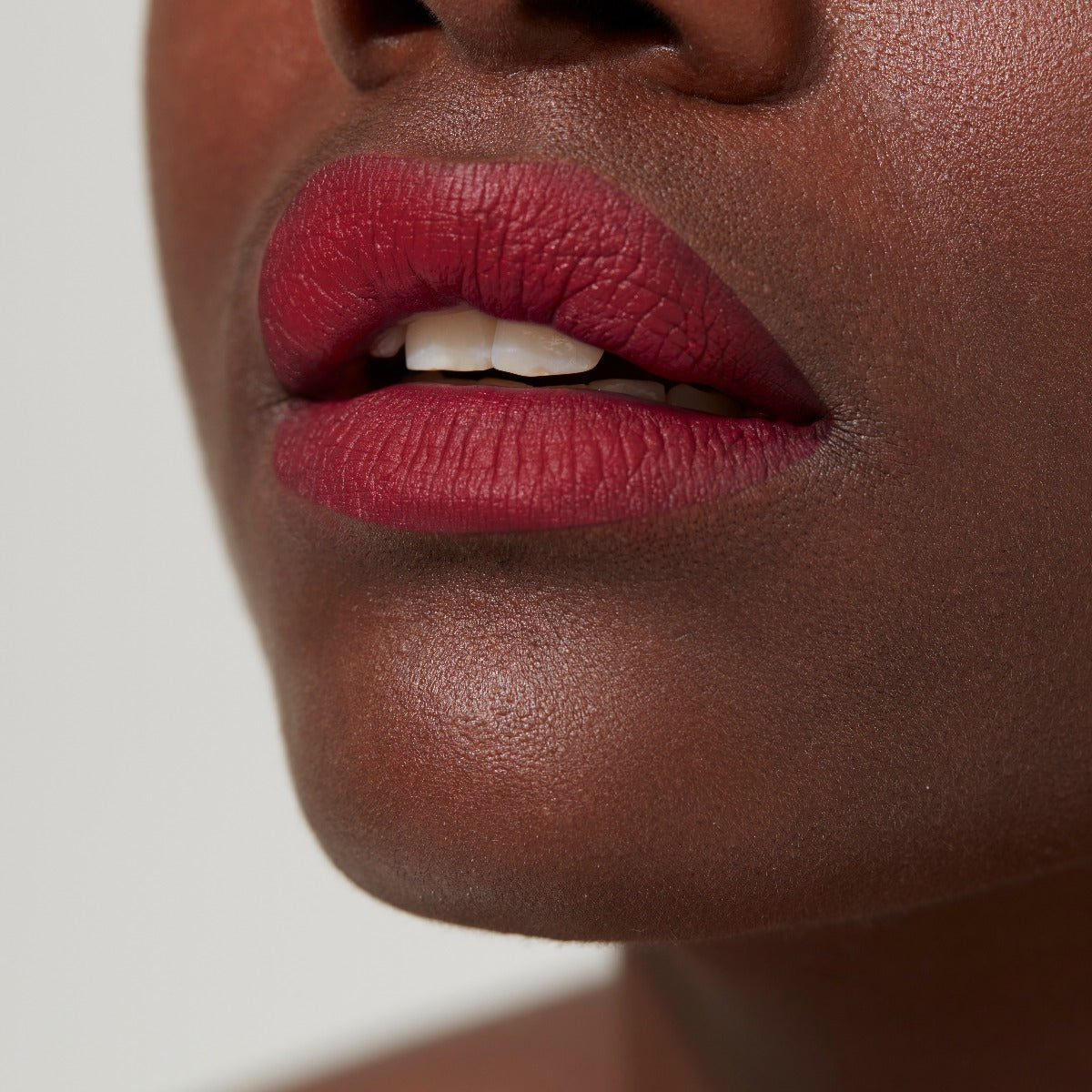 Velvet Touch Matte Lipstick - 007 Matt Cherry