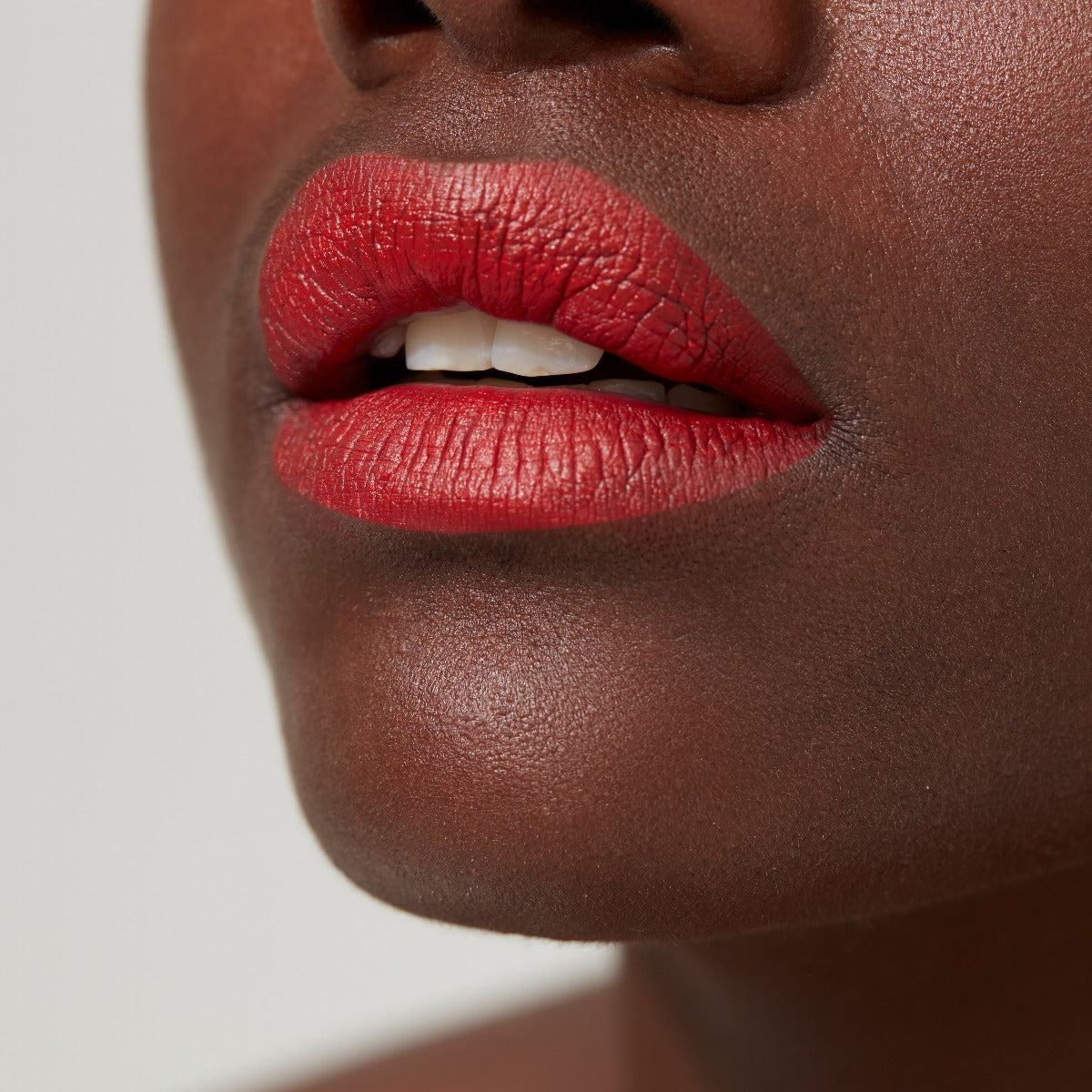 Velvet Touch Matte Lipstick - 029 Matt Runway Red